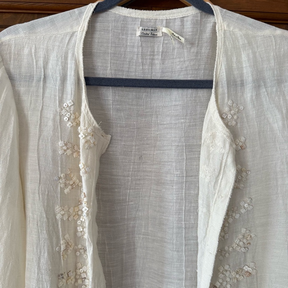 Leon Max Linen Blend Mother of Pearl Beaded Tunic Small - Picture 3 of 9